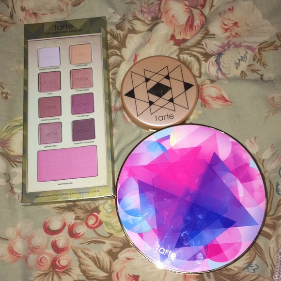 ‼️Tarte palette‼️and highlighter - Picture 8 of 8